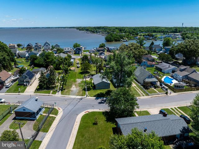 3231 GRACE RD, Sparrows Point, MD 21219