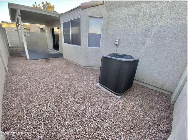 8520 W PALM Lane 1108, Phoenix, AZ 85037