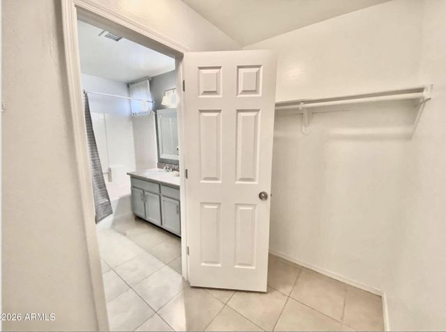 8520 W PALM Lane 1108, Phoenix, AZ 85037