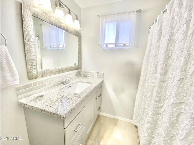 8520 W PALM Lane 1108, Phoenix, AZ 85037