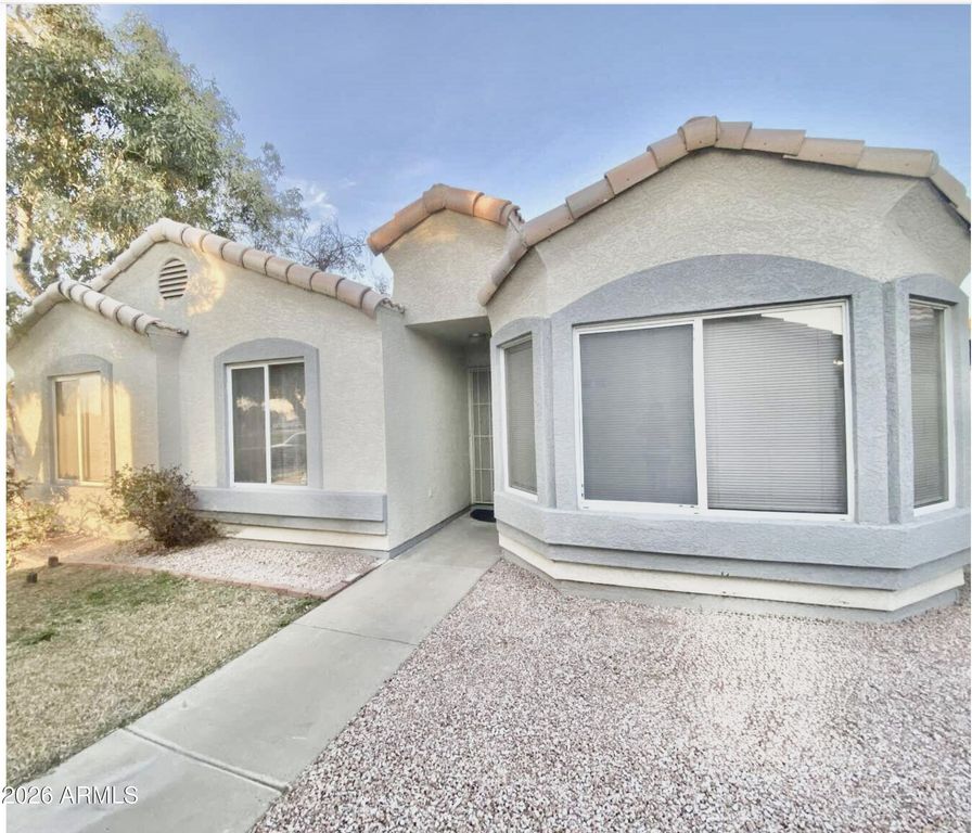 8520 W PALM Lane 1108, Phoenix, AZ 85037