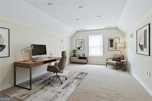 561 Glenns Farm Way, Grayson, GA 30017