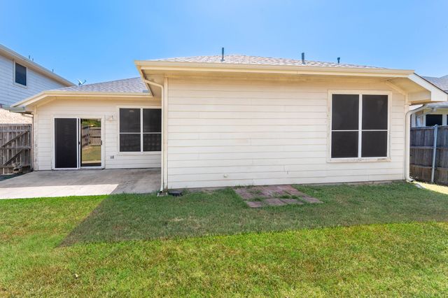 413 Tallowtree Drive, Fate, TX 75087