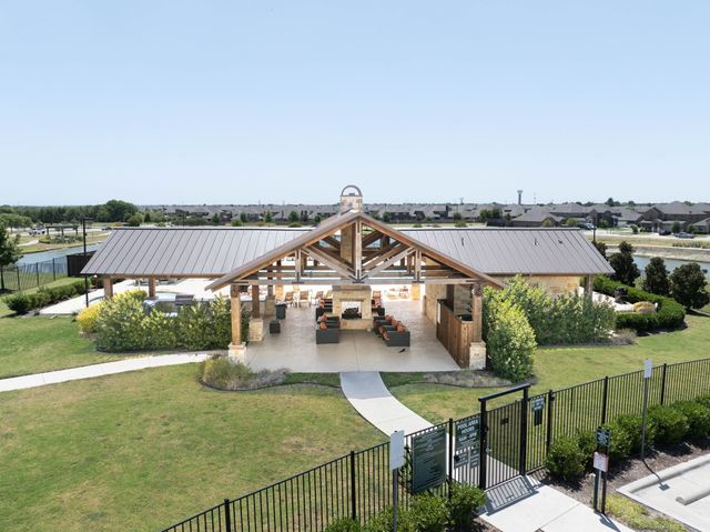413 Tallowtree Drive, Fate, TX 75087