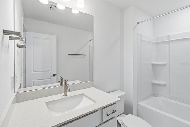 13824 SUNLIGHT MEADOW DRIVE, Riverview, FL 33578