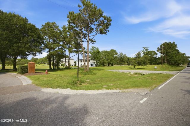 26 Crane Pointe, Hampstead, NC 28443