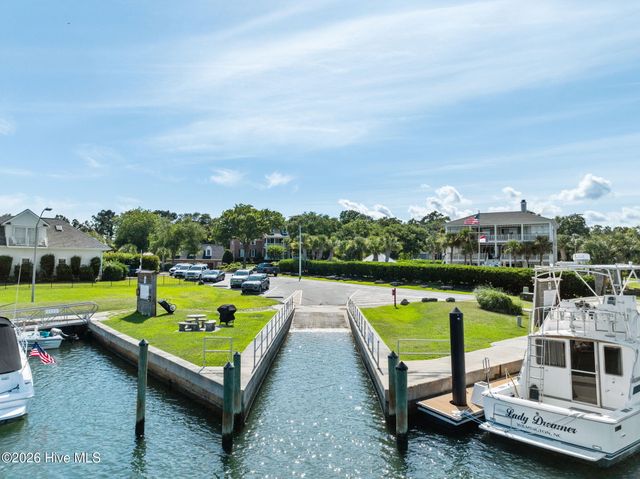 26 Crane Pointe, Hampstead, NC 28443