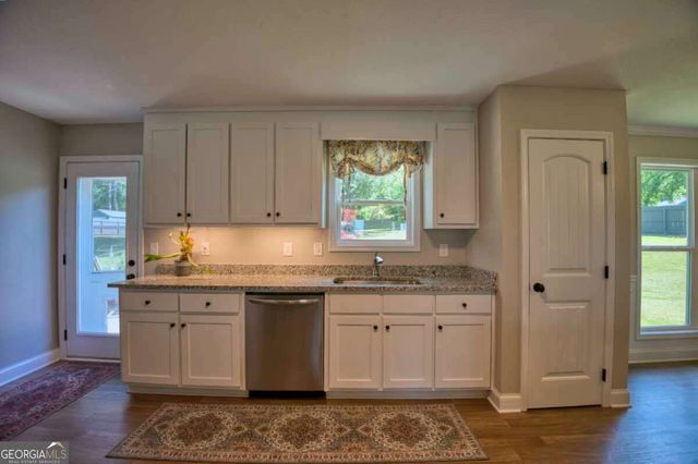 186 Kinsley Way, Statham, GA 30666