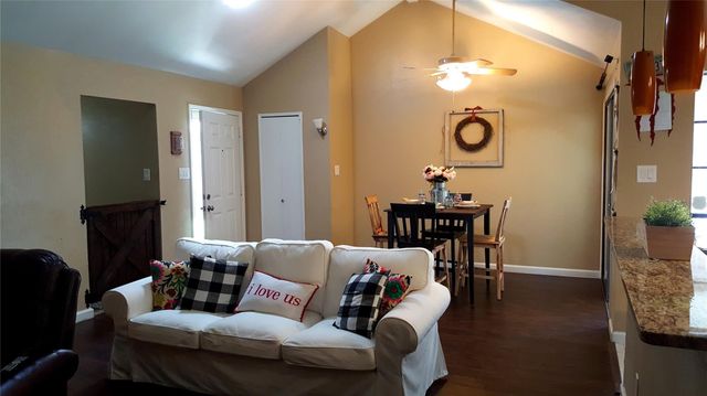 4423 Chapman Street, The Colony, TX 75056