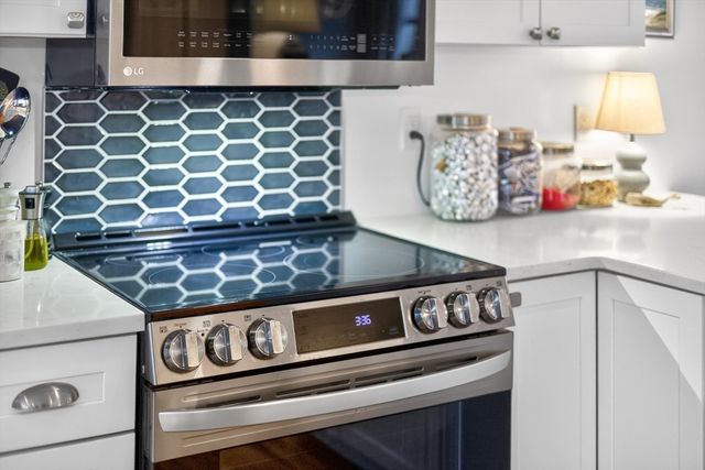 24 Surrey Lane, Sandwich, MA 02563