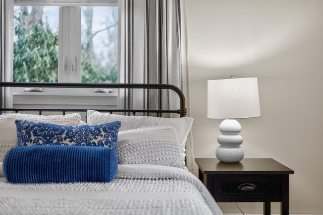 24 Surrey Lane, Sandwich, MA 02563