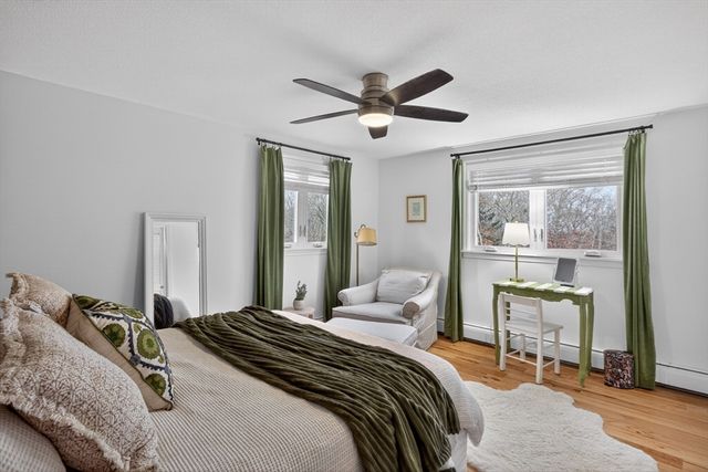 24 Surrey Lane, Sandwich, MA 02563