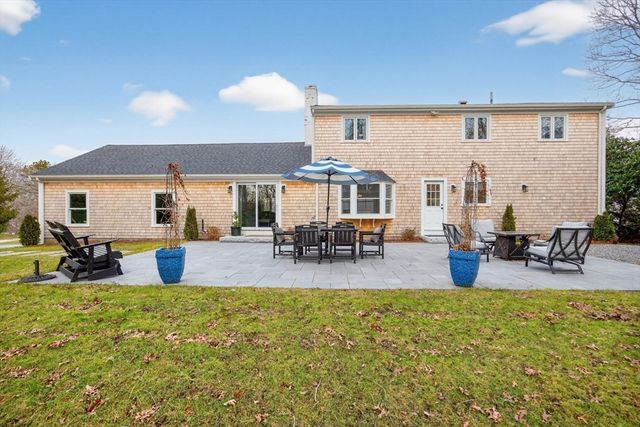 24 Surrey Lane, Sandwich, MA 02563