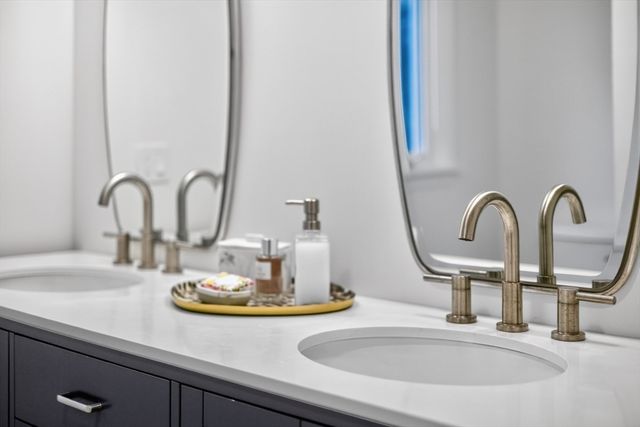 24 Surrey Lane, Sandwich, MA 02563