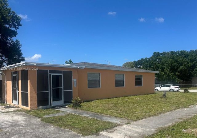 2925 NW 5th St, Fort Lauderdale, FL 33311