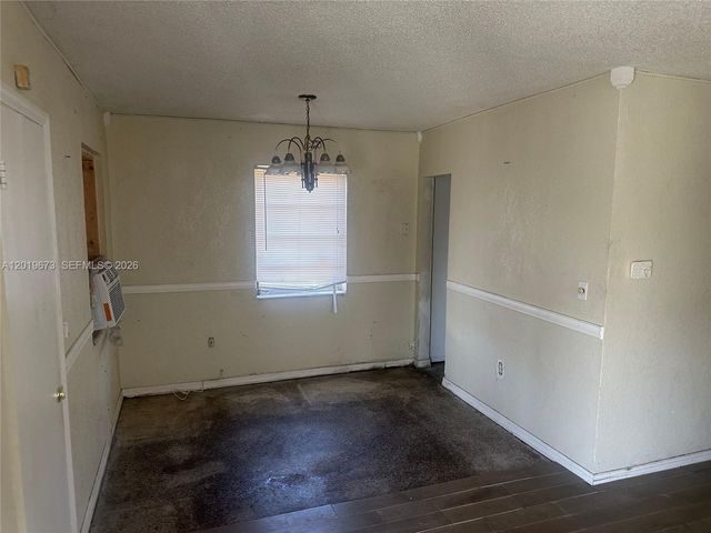 2925 NW 5th St, Fort Lauderdale, FL 33311