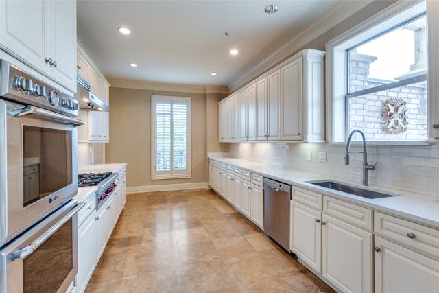 6605 Bandera Avenue 3A, Dallas, TX 75225