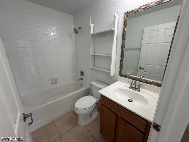 9101 Gervais CIR 1702, Naples, FL 34120