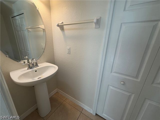 9101 Gervais CIR 1702, Naples, FL 34120