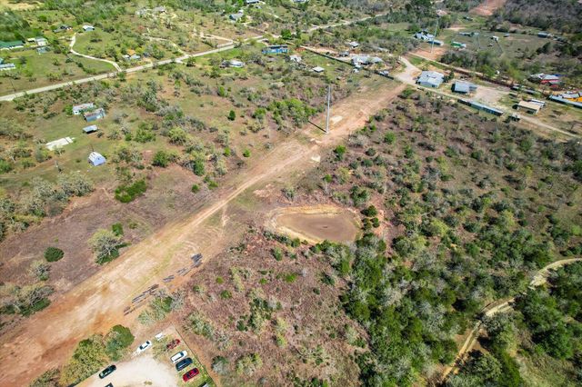 000 Leisure Lane LN, Cedar Creek, TX 78612