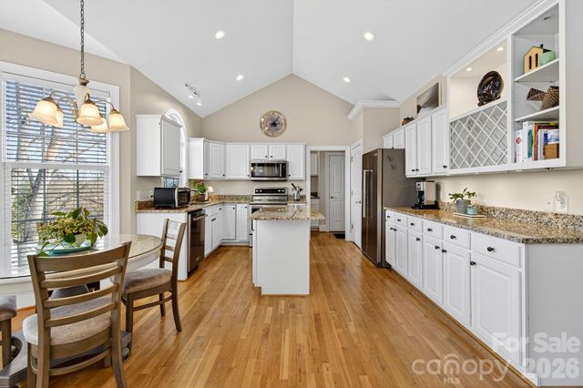 103 Trumpet Lane, Asheville, NC 28803