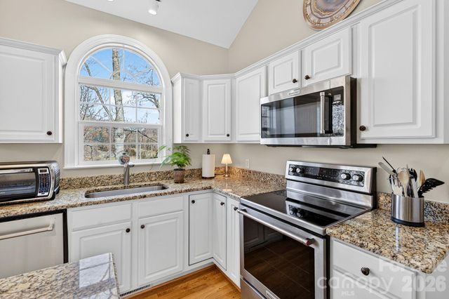 103 Trumpet Lane, Asheville, NC 28803