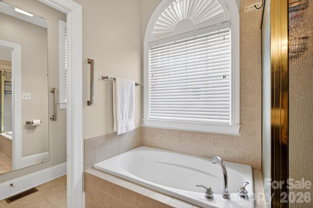 103 Trumpet Lane, Asheville, NC 28803