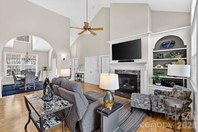 103 Trumpet Lane, Asheville, NC 28803