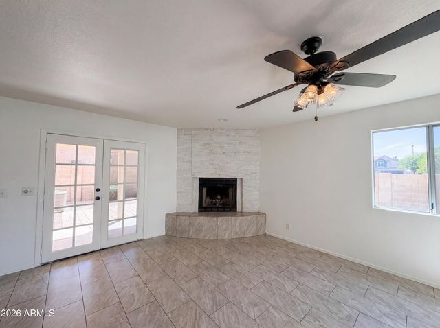 1114 S TIAGO Drive, Gilbert, AZ 85233