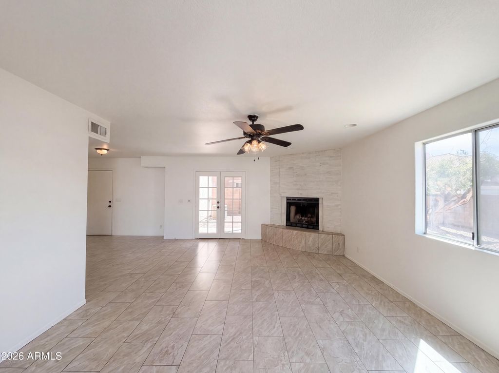 1114 S TIAGO Drive, Gilbert, AZ 85233 — photo 3