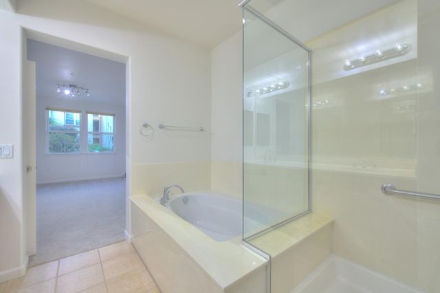 800 S Abel Street 219, Milpitas, CA 95035