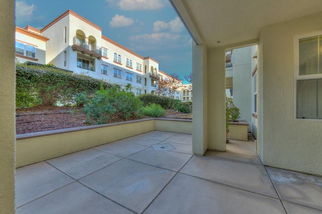 800 S Abel Street 219, Milpitas, CA 95035