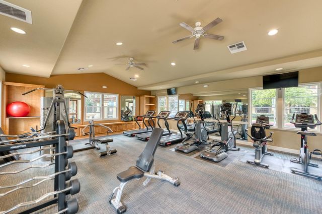 800 S Abel Street 219, Milpitas, CA 95035