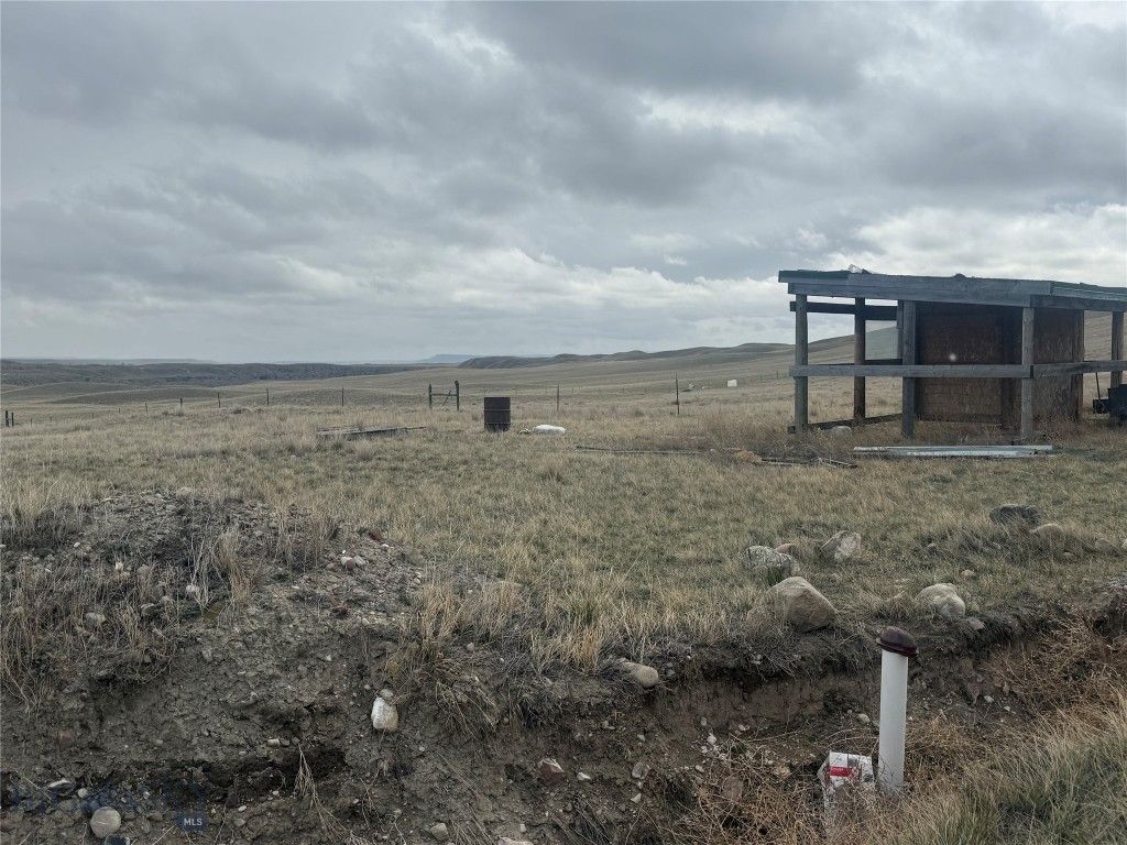 2273 E Pishkun Lane, Augusta, MT 59410 photo 5