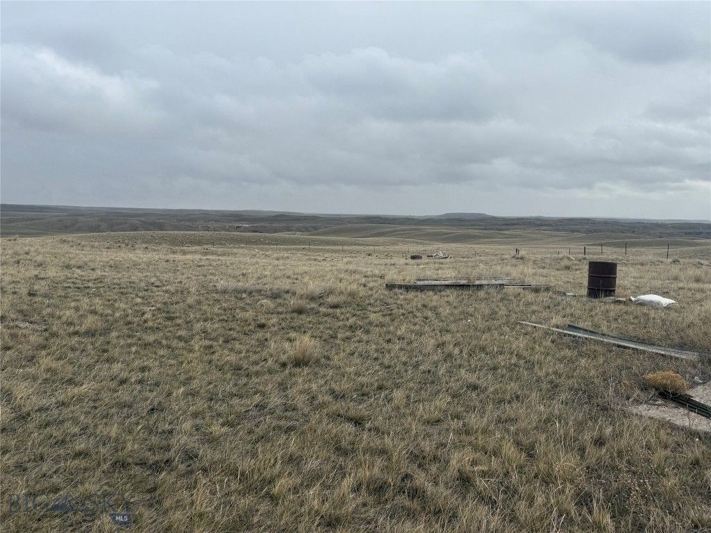 2273 E Pishkun Lane, Augusta, MT 59410 photo 6
