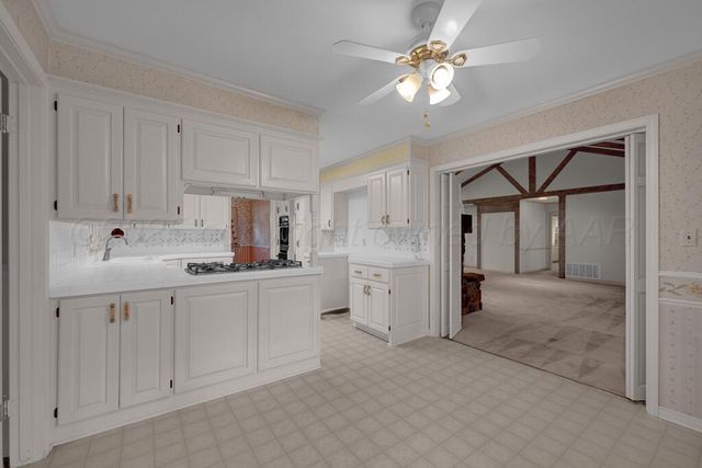 3808 FLEETWOOD Drive, Amarillo, TX 79109