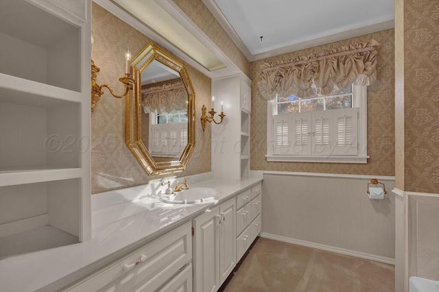 3808 FLEETWOOD Drive, Amarillo, TX 79109