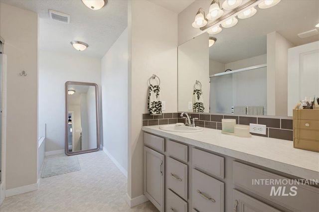 12189 W Greenstone, Nampa, ID 83651