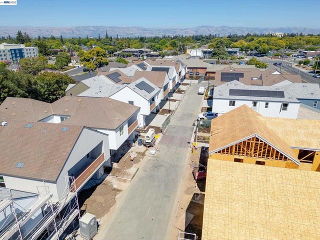 1897 Cook Court, Santa Clara, CA 95050