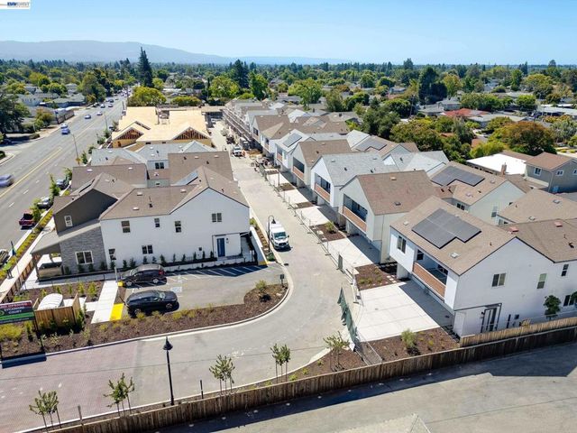 1897 Cook Court, Santa Clara, CA 95050