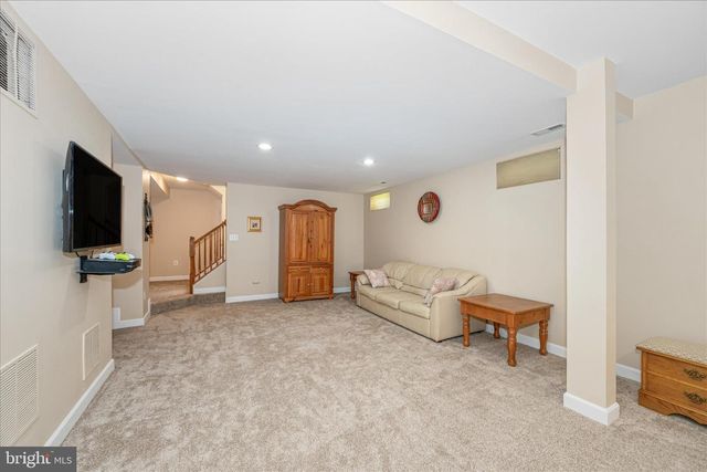 19116 STARKEY TER, Brookeville, MD 20833
