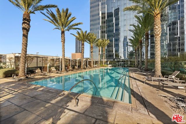 877 Francisco Street 1119, Los Angeles, CA 90017