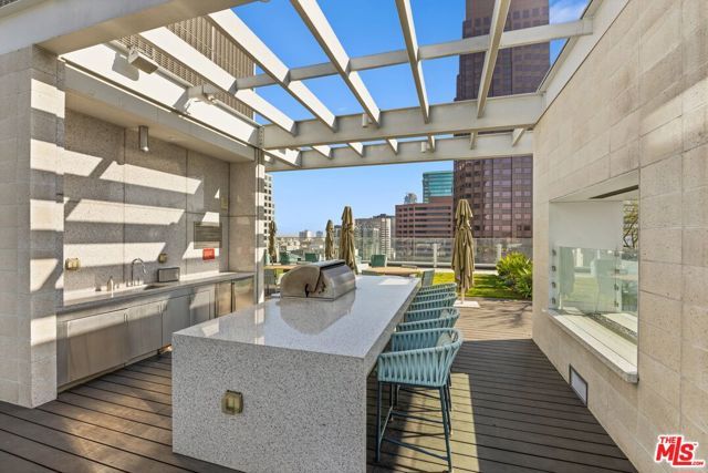 877 Francisco Street 1119, Los Angeles, CA 90017