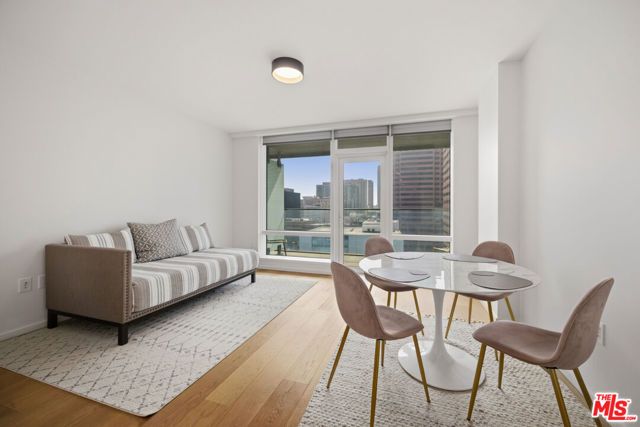 877 Francisco Street 1119, Los Angeles, CA 90017