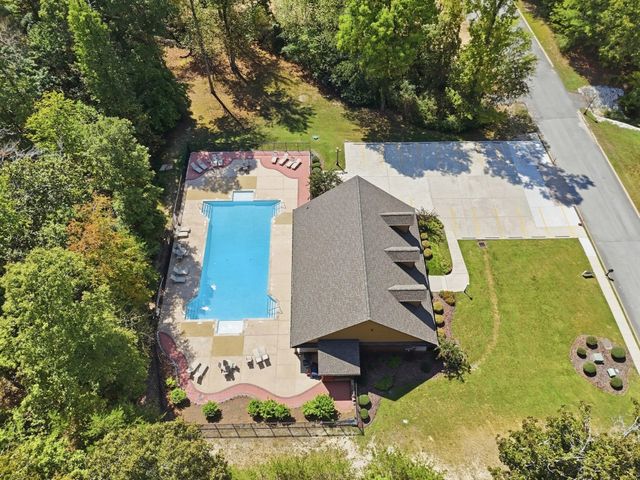 12658 Emerald Bay Drive, Soddy Daisy, TN 37379