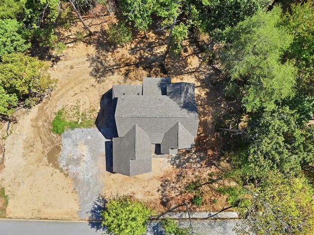 12658 Emerald Bay Drive, Soddy Daisy, TN 37379