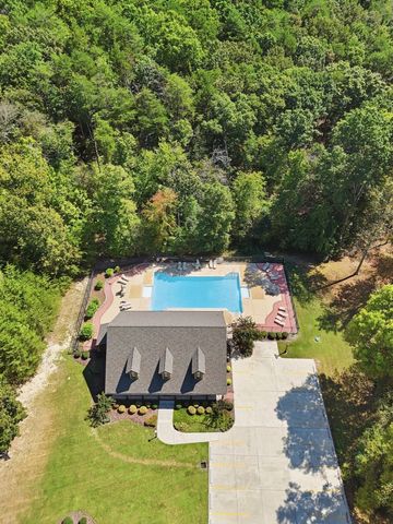 12658 Emerald Bay Drive, Soddy Daisy, TN 37379