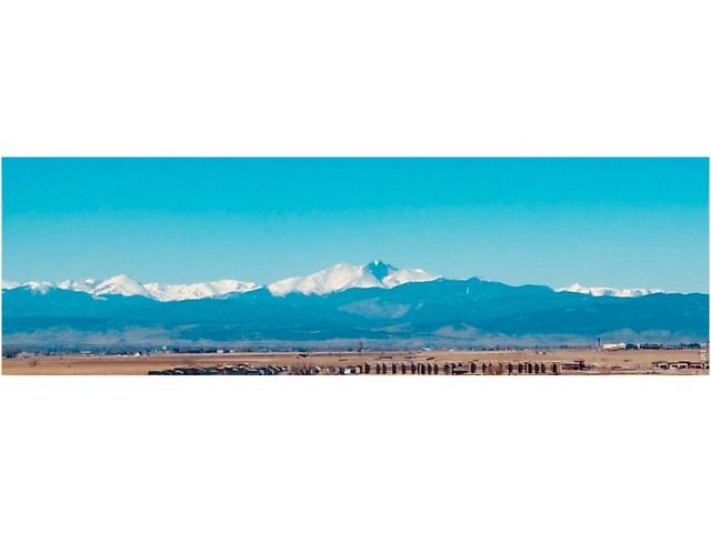 191 Robin Rd, Johnstown, CO 80534