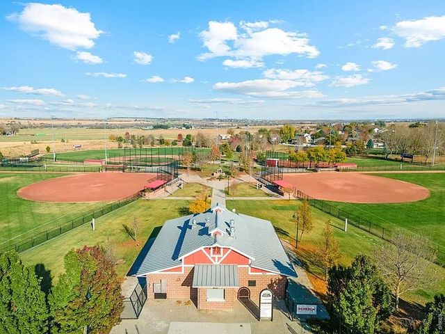 191 Robin Rd, Johnstown, CO 80534