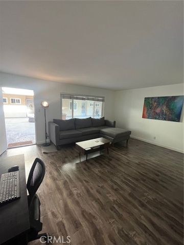 3665 E E 1st Street 205, Long Beach, CA 90803